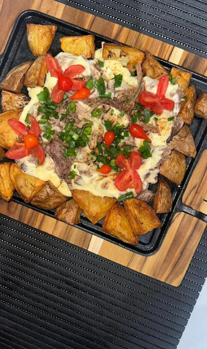 Prato com Costela em Casa servido por um parceiro, foto 16